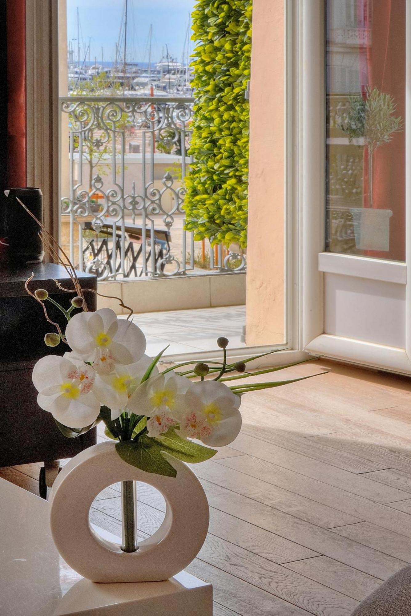 Moderne 3 Pieces Idealement Situe Centre De Cannes L! A2B22 Екстериор снимка